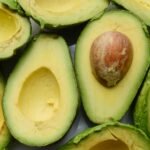 El Aguacate: Beneficios, Usos y Potencial de un Superalimento
