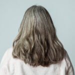 Alimentos para Prevenir las Canas: Consejos y Factores Clave